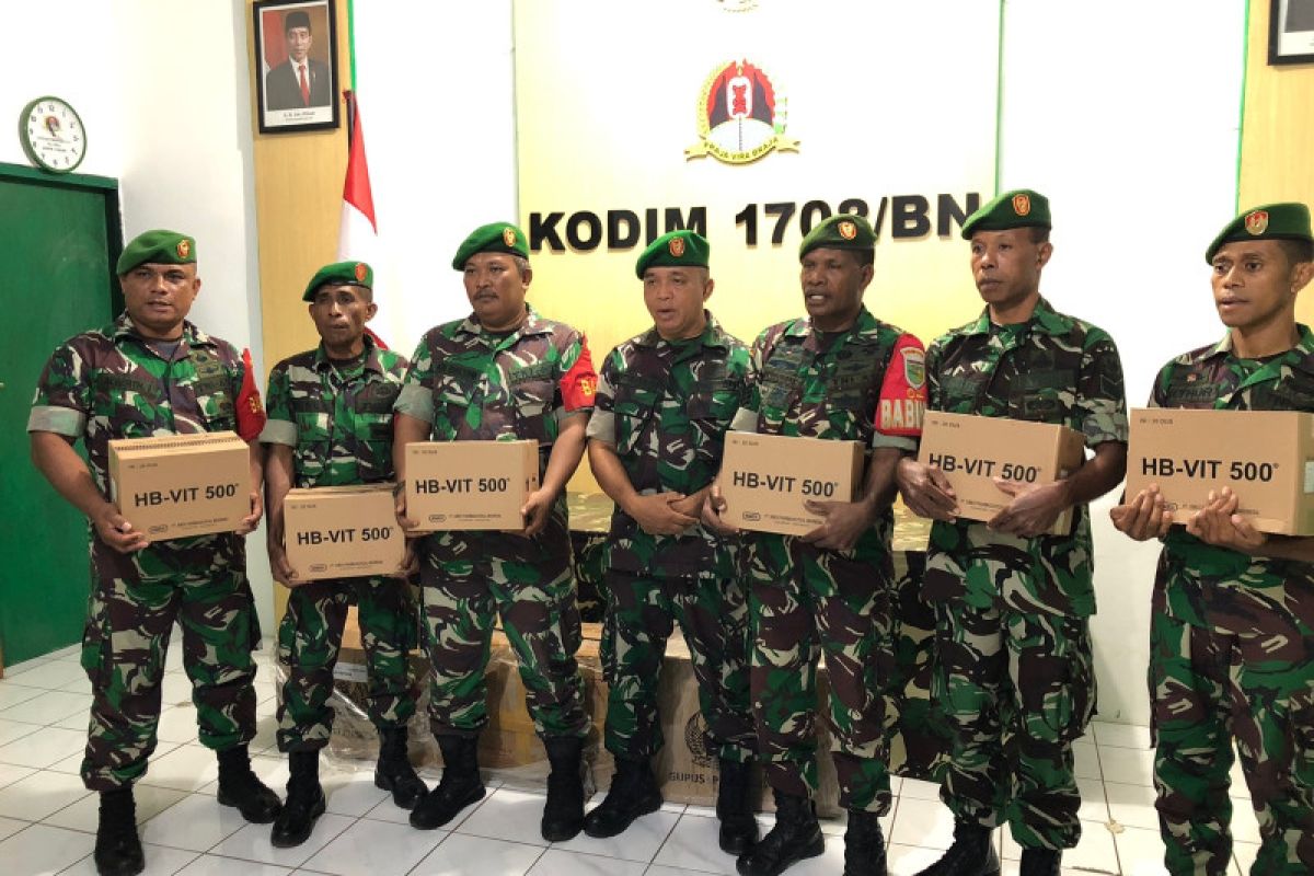 Kodim 1708 Biak Numfor distribusi HB-Vit 500 kepada babinsa