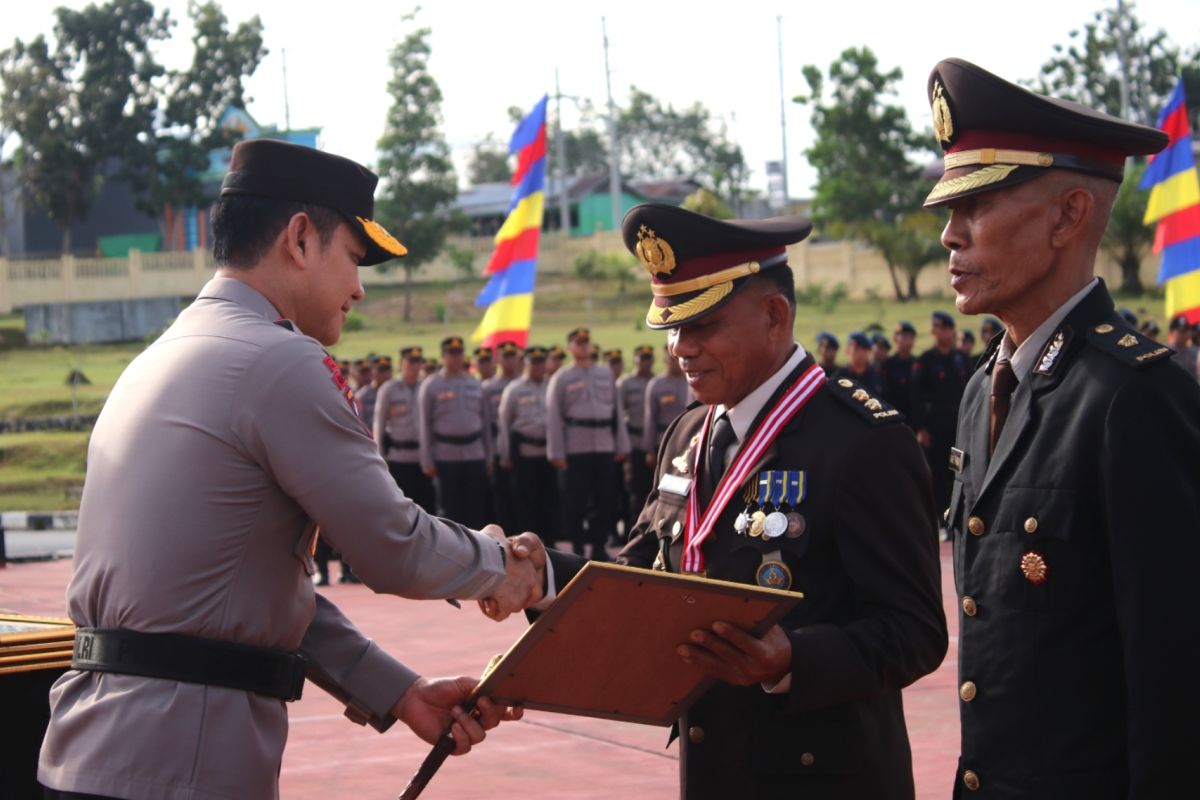 Kapolda pimpin wisuda purna bhakti Polda Kaltara