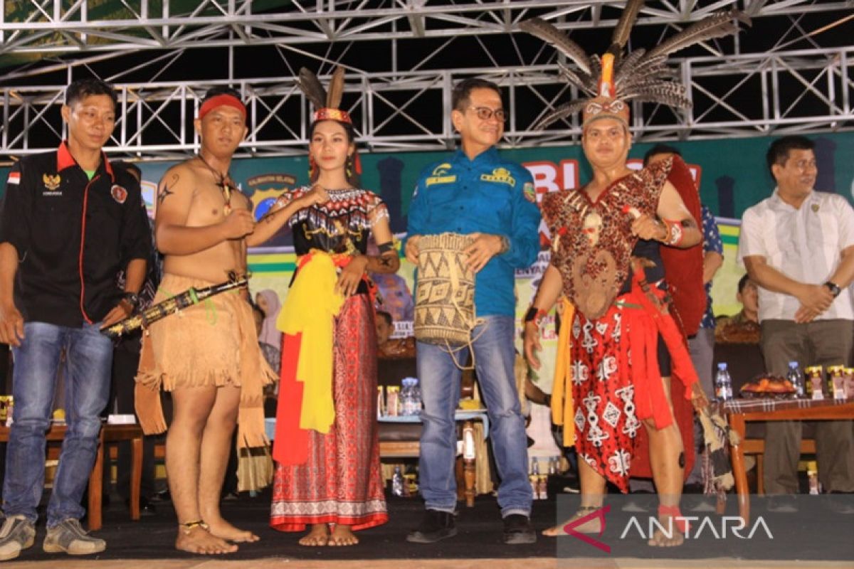 Sekda Kotabaru tutup Bamega fair new year