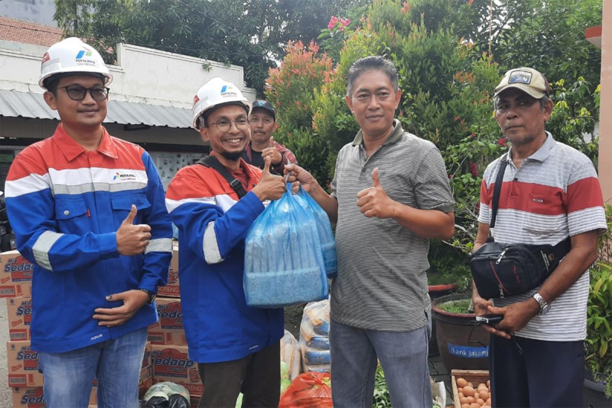 PGN bantu paket sembako ke korban banjir di Semarang