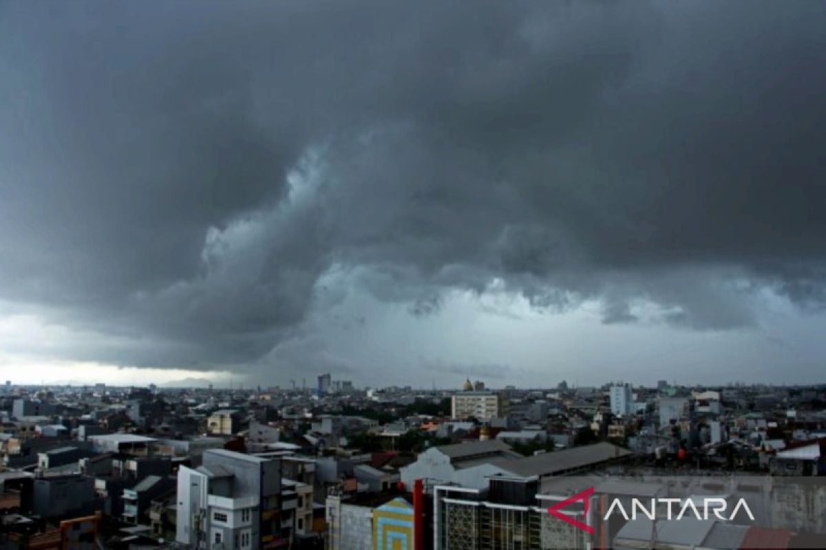 Sebagian wilayah Indonesia berpotensi hujan lebat