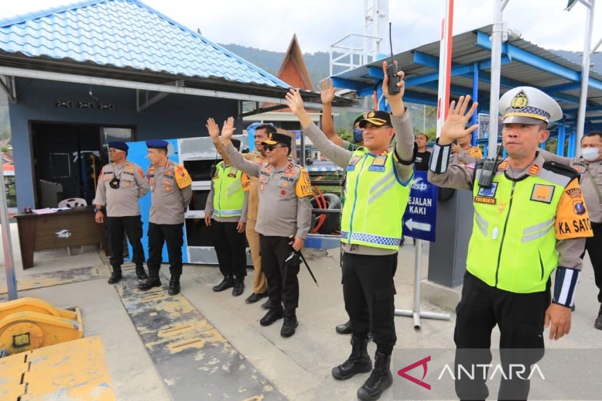 Kapolda Sumut kunjungi Pelabuhan Ambarita pastikan keamanan di Danau Toba