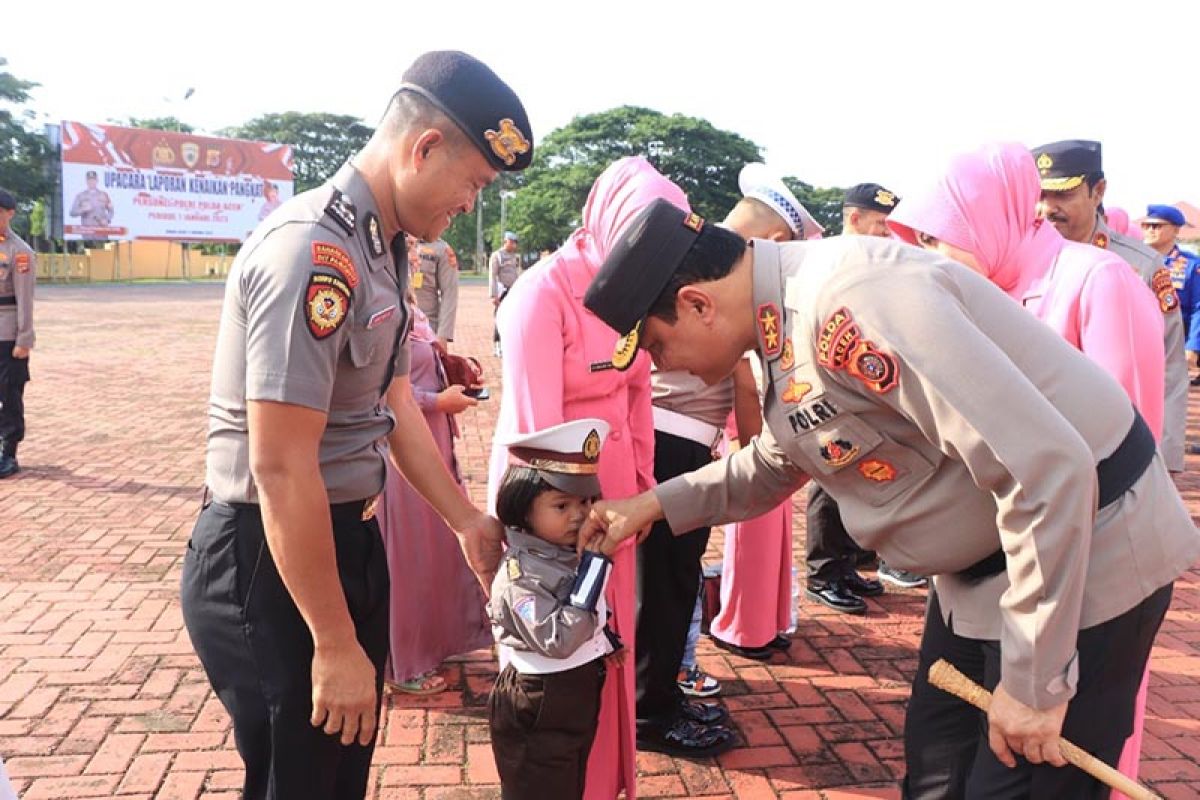 Sebanyak 1.497 personel Polda Aceh naik pangkat