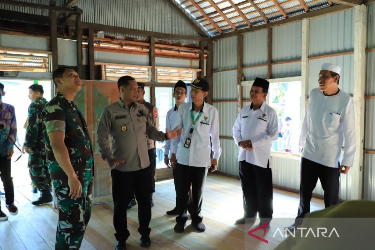 Baznas bedah 10 rumah tak layak huni