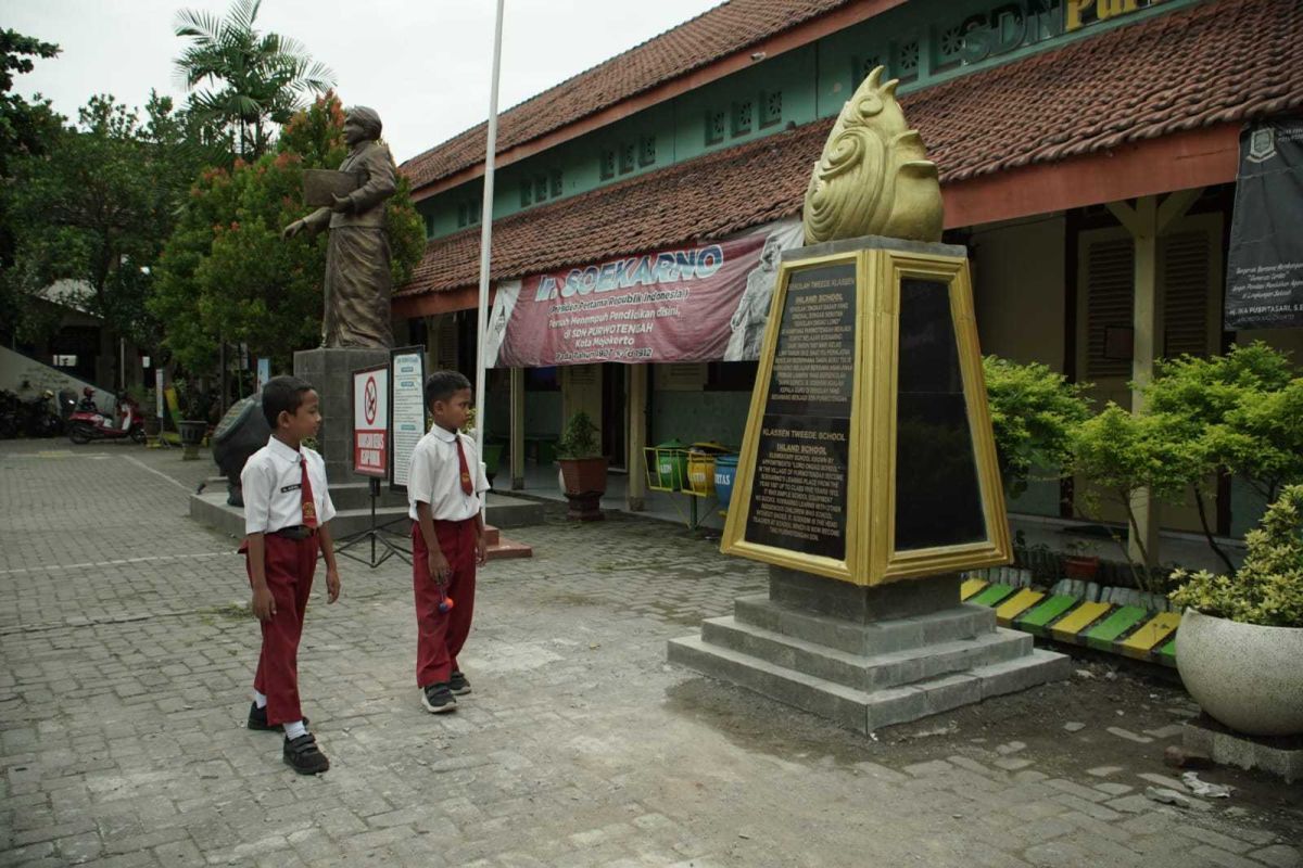 Pemkot Mojokerto selesaikan lima proyek pembangunan, salah satunya tetenger Soekarno