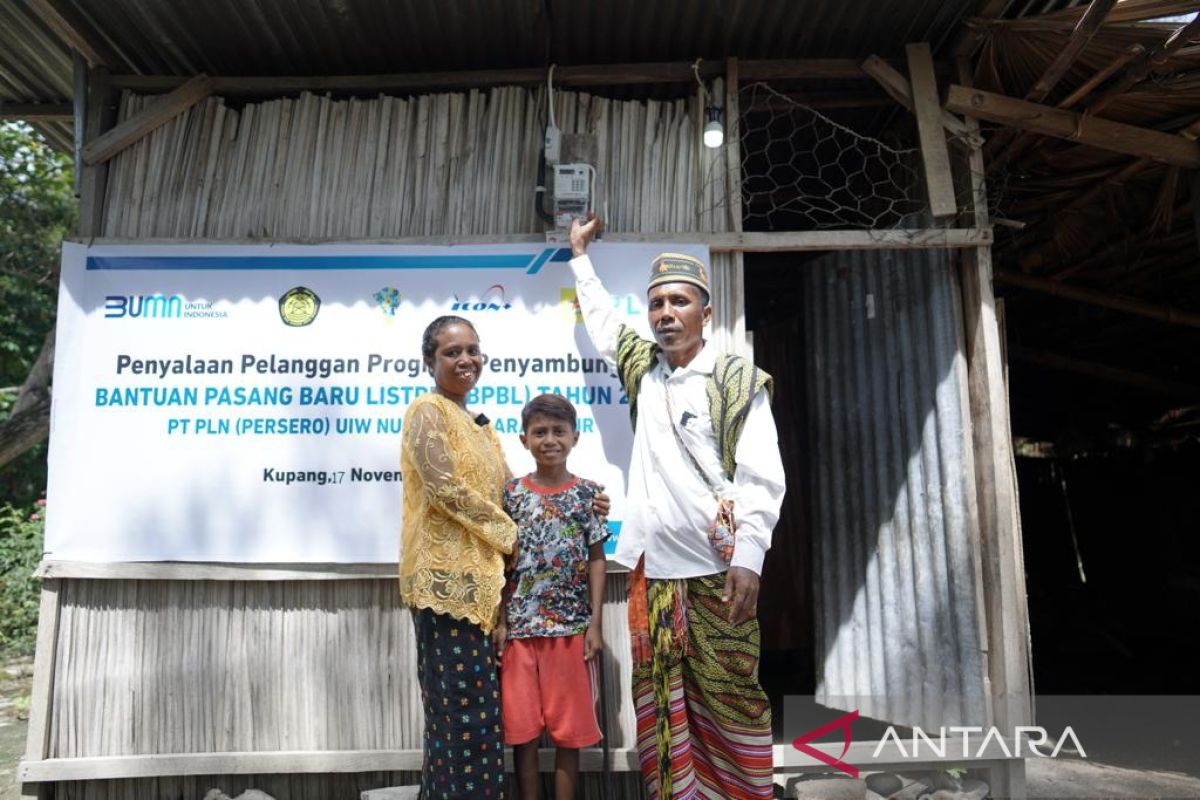 PLN listriki rumah warga terpencil terdepan terluar dan tertinggal