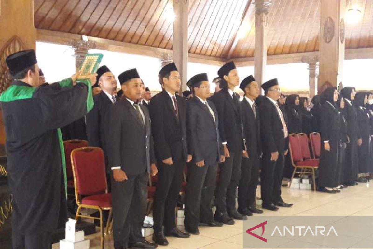 Bupati Temanggung minta semua camat dukung Pemilu  2024