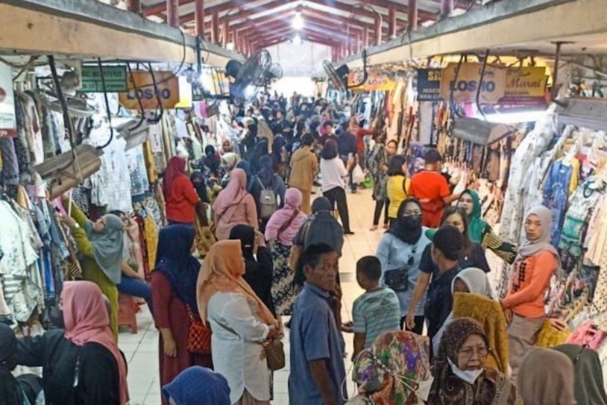 Omzet pedagang Beringharjo naik hingga 30 persen