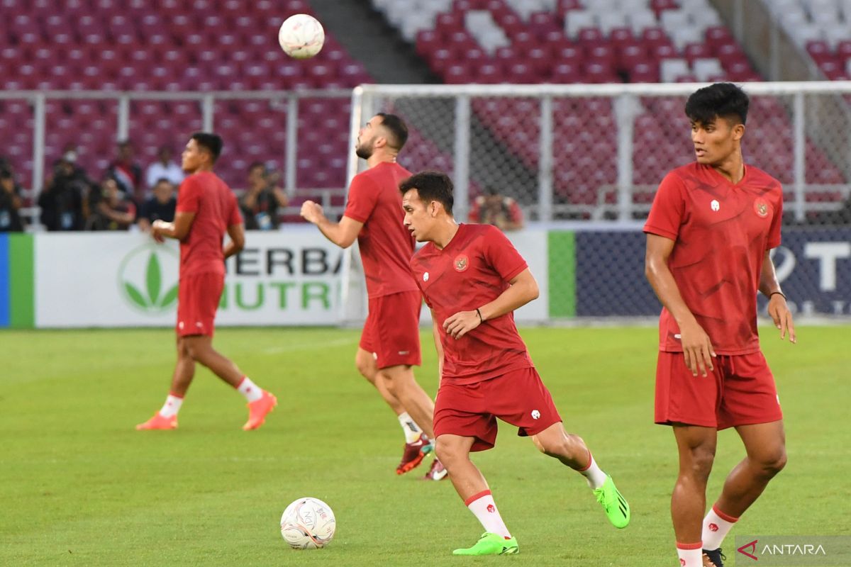 Indonesia imbang tanpa gol di babak pertama kontra Vietnam