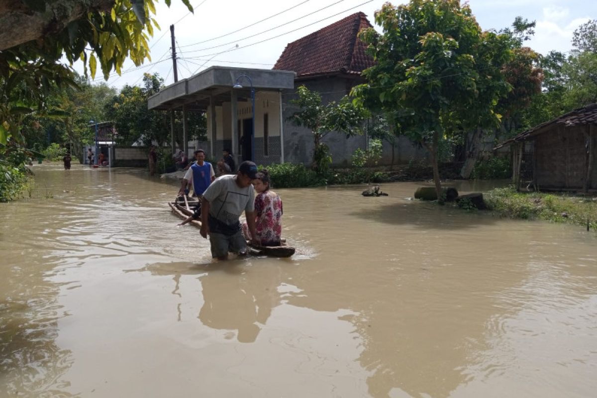 Banjir yang melanda bagian wilayah Grobogan mulai surut
