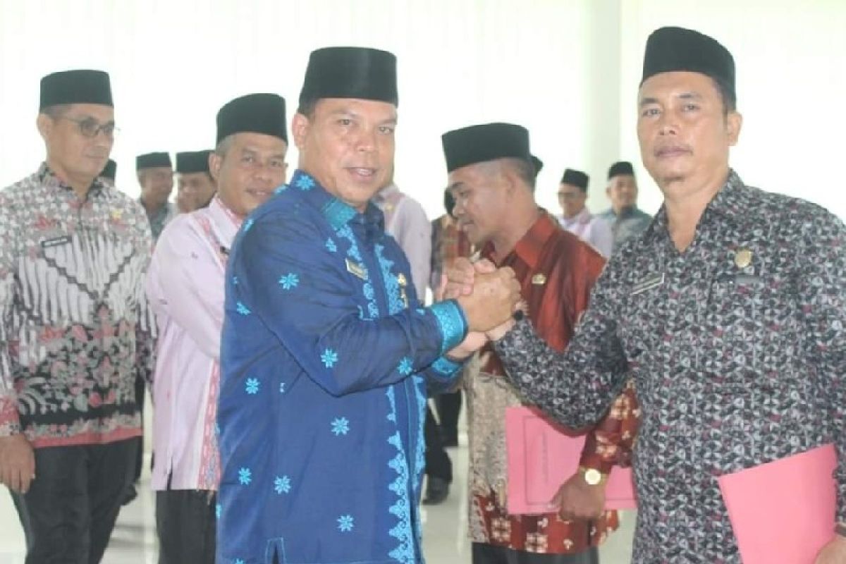 Kakan Kemenag Palas lantik dua Kepala Madrasah