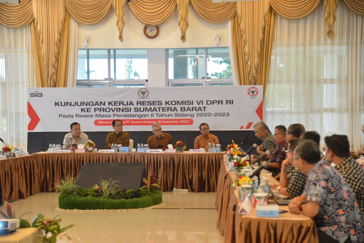 Komisi VI DPR-RI Dukung Kawasan Indarung I Semen Padang Menjadi World Heritage