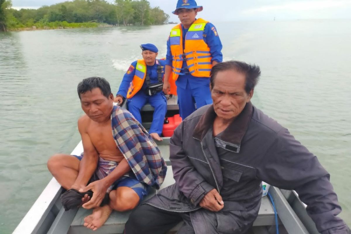 Basarnas evakuasi dua orang tenggelam di perairan Kolaka Utara