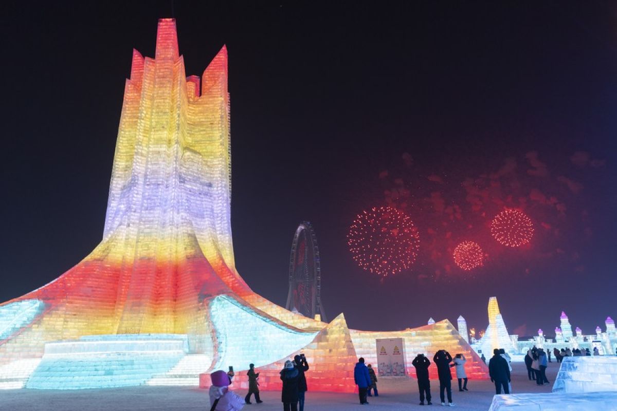 Festival es dan salju dibuka di Harbin