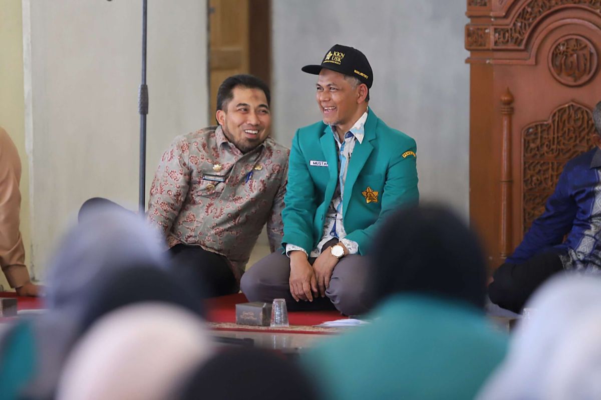 Pemkab Aceh Besar berkomitmen bina mahasiswa KKN