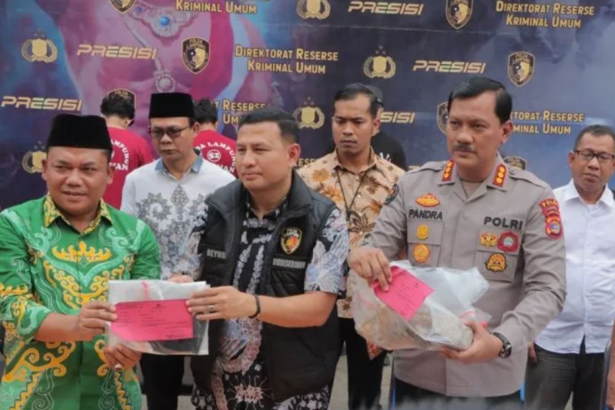 Polda tangkap lima perusak Kantor MUI Lampung