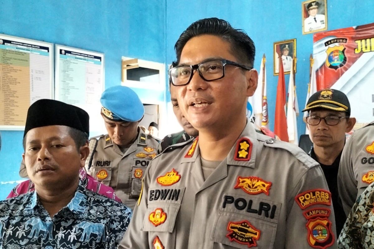 Polres Lampung Selatan tampung aspirasi masyarakat melalui Jumat Curhat