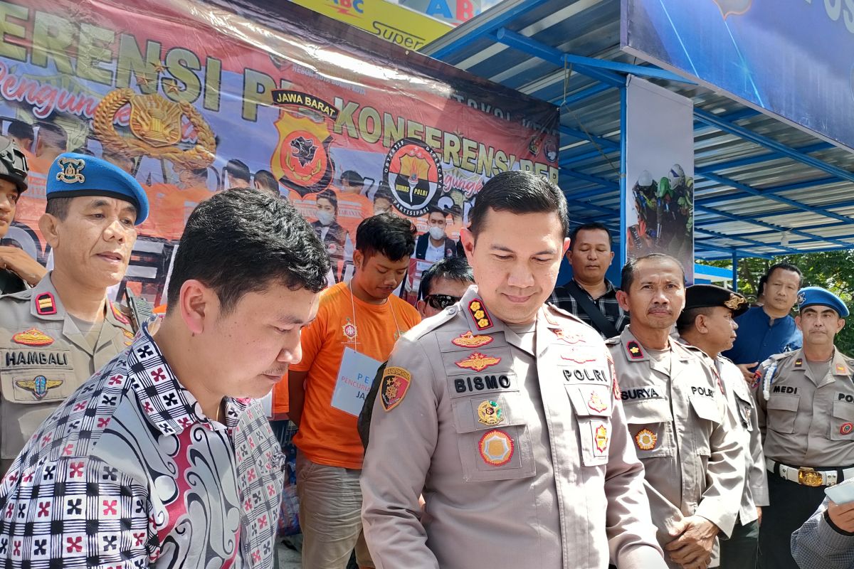 Polresta Bogor Kota ungkap kasus pencurian toko Alfamart bergaya koboi