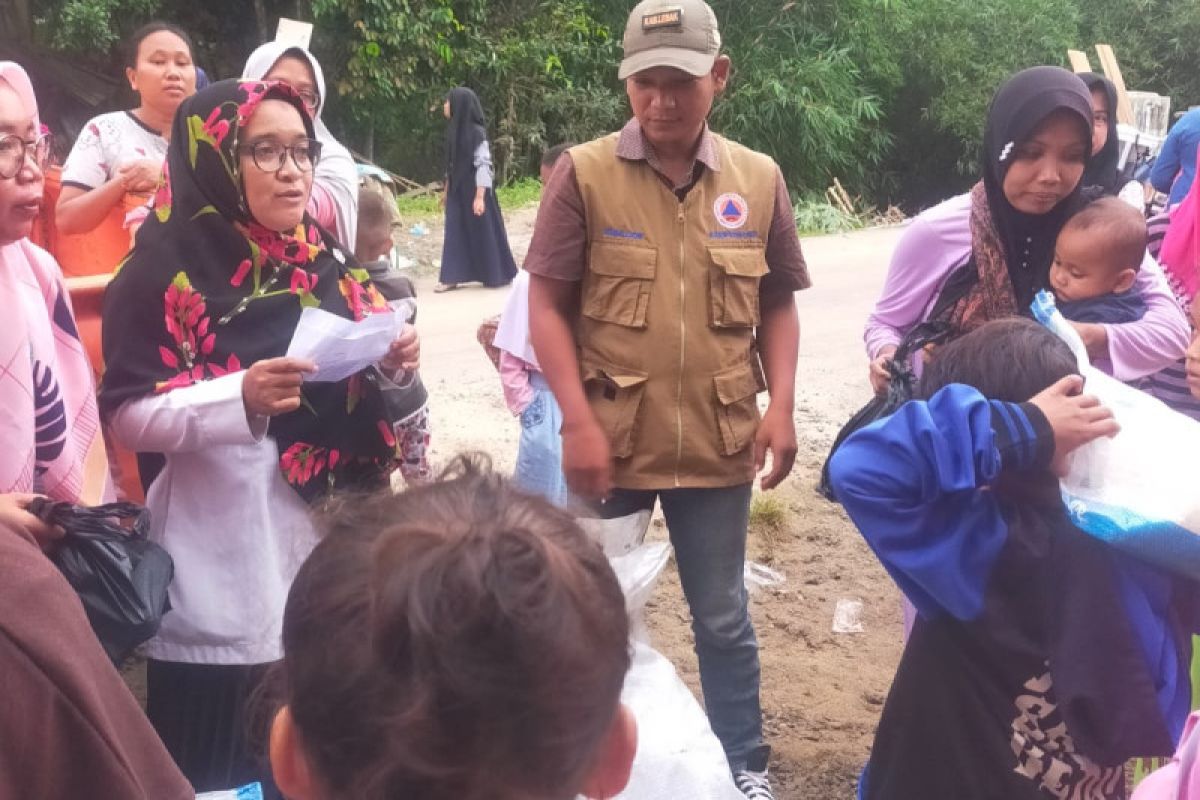 BPBD Lebak salurkan paket sembako bagi warga kota terdampak banjir