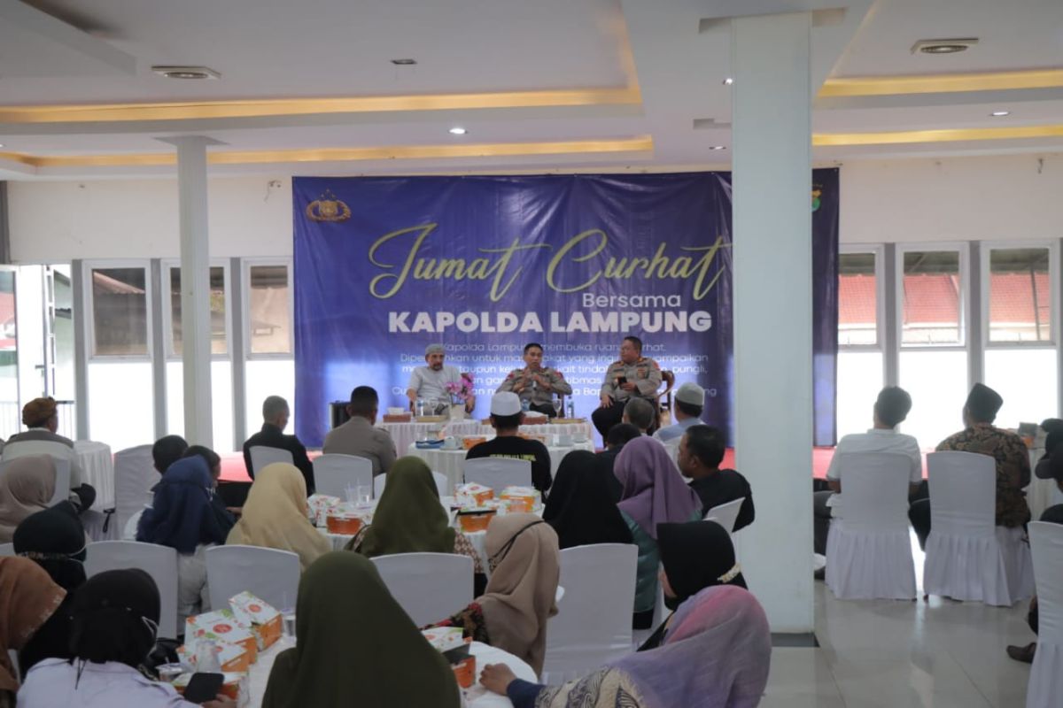 Kapolda Lampung serap aspirasi masyarakat melalui Jumat Curhat
