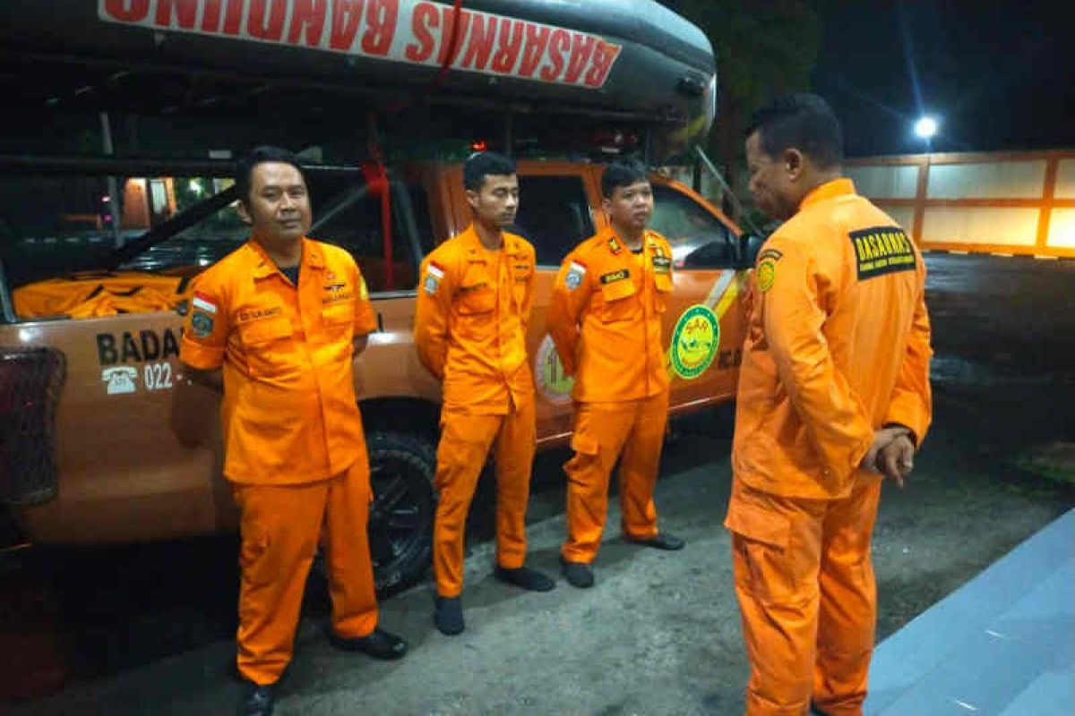 Tim SAR cari ABK KM Nusantara I terjatuh di perairan Indramayu