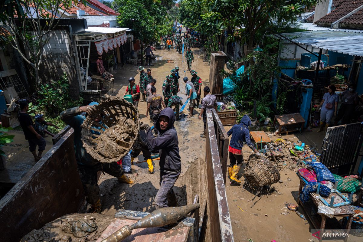 Wali Kota Semarang evaluasi proyek, fokus ke pencegahan banjir