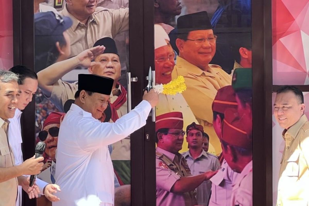 Prabowo meresmikan Kantor Badan Pemenangan Presiden Partai Gerindra