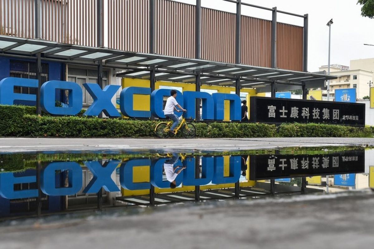 Pabrik Foxconn di China genjot produksi hingga kapasitas puncak