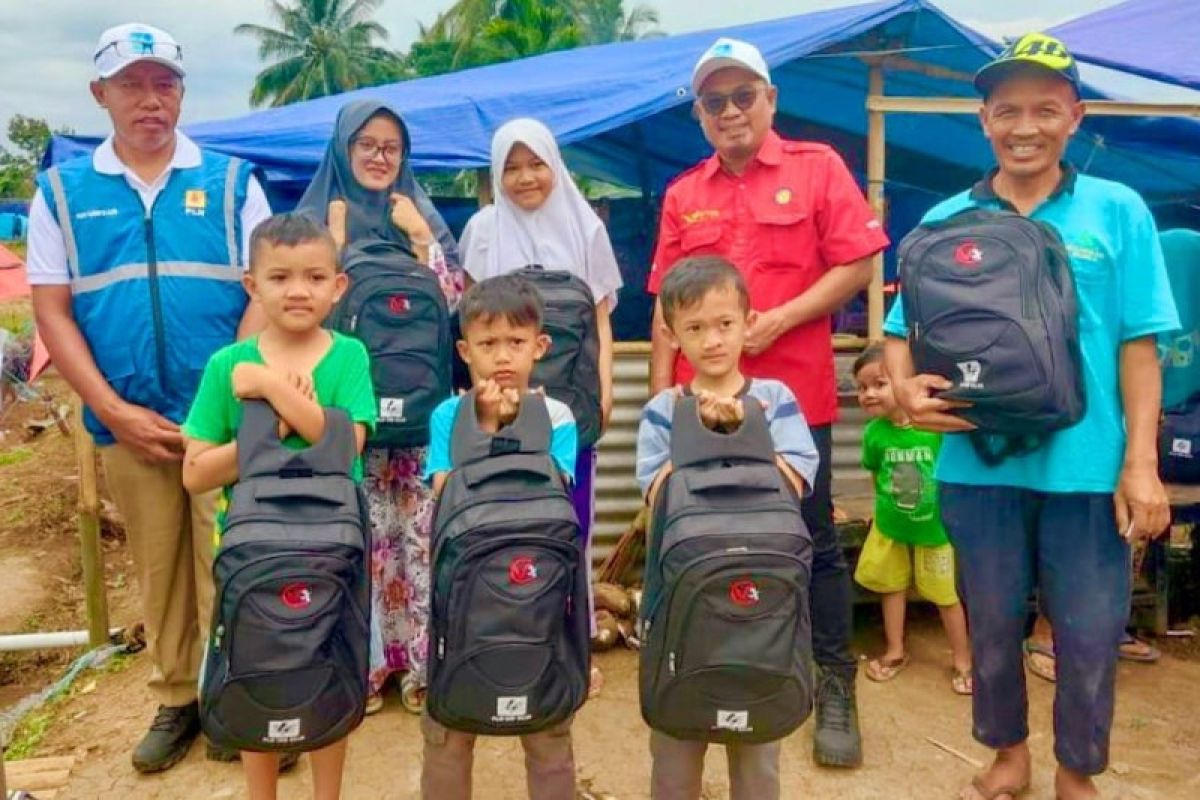 PLN berikan perlengkapan belajar pada anak terdampak gempa Cianjur