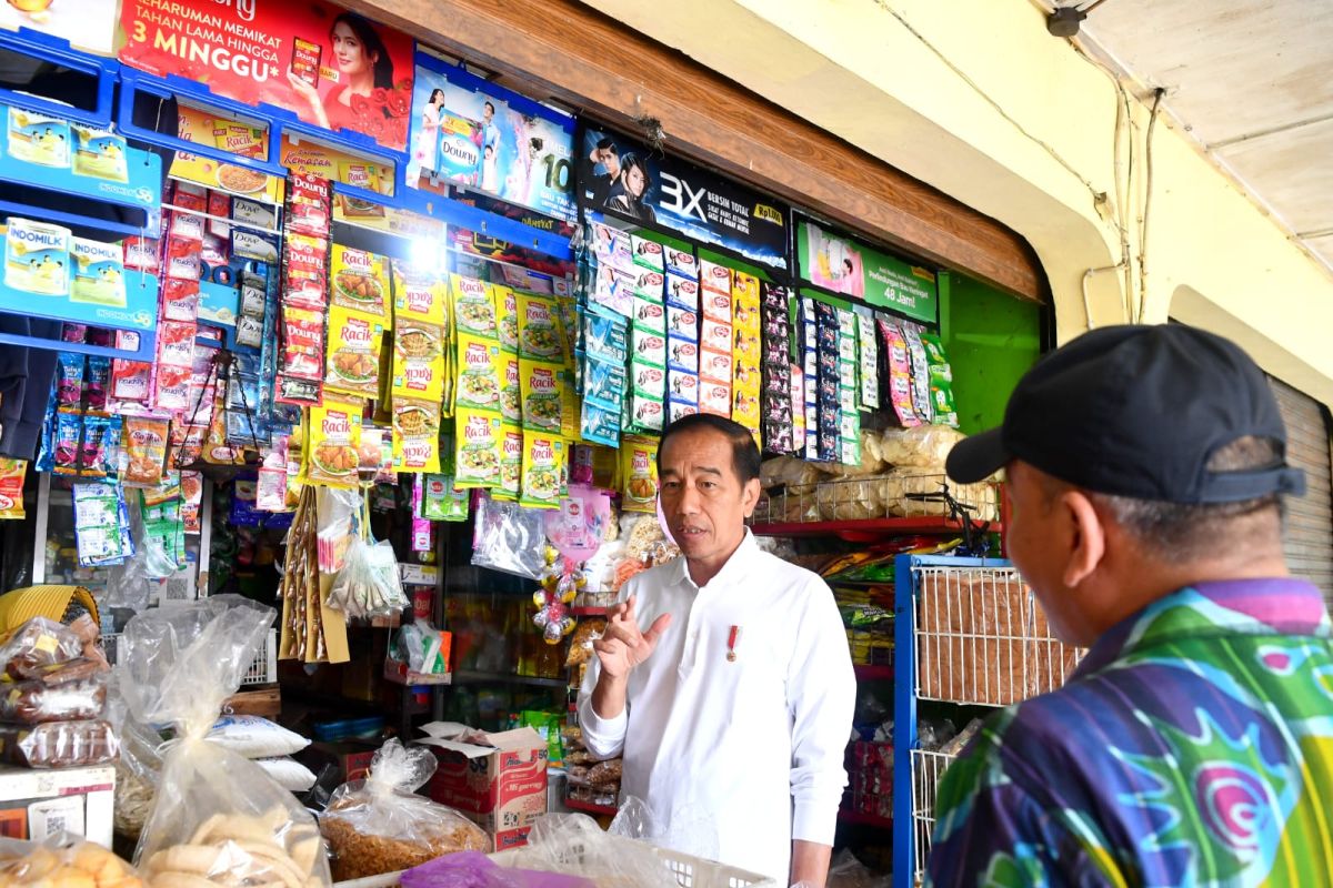 Presiden Jokowi harap aktivitas perdagangan semarak pascapencabutan PPKM