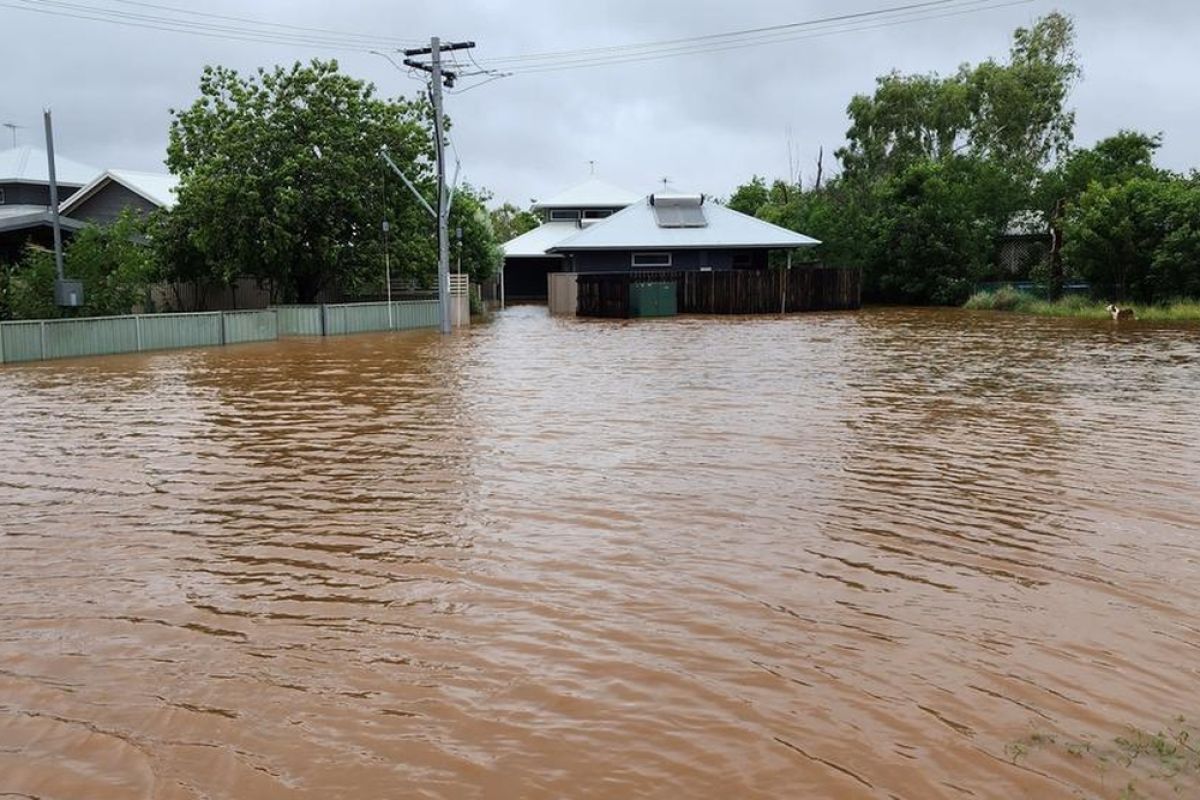 Banjir besar melanda Australia barat laut, warga diangkut helikopter