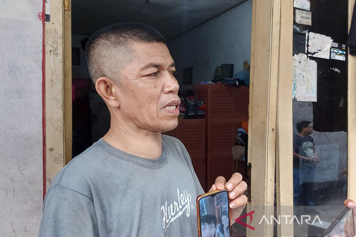 Ayah dari siswi SMA hilang di Duren Sawit duga putrinya diculik