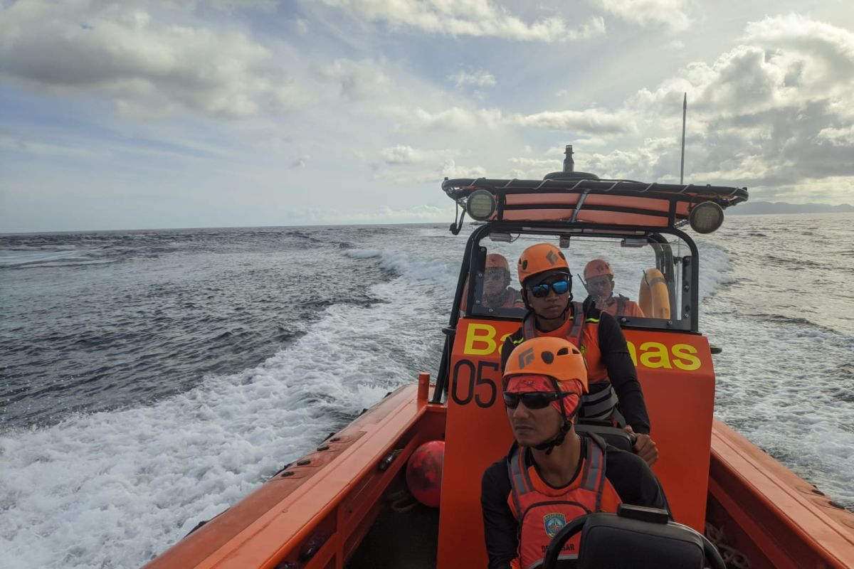 WNA hilang di Diamond Beach Nusa Penida terus dicari tim SAR gabungan