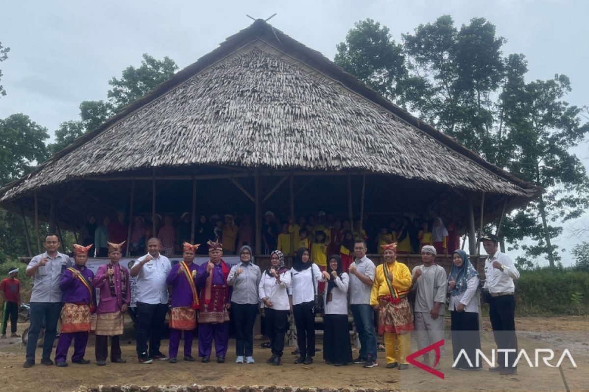 Mengharap berkah dari laku merawat adat Mapor Bangka