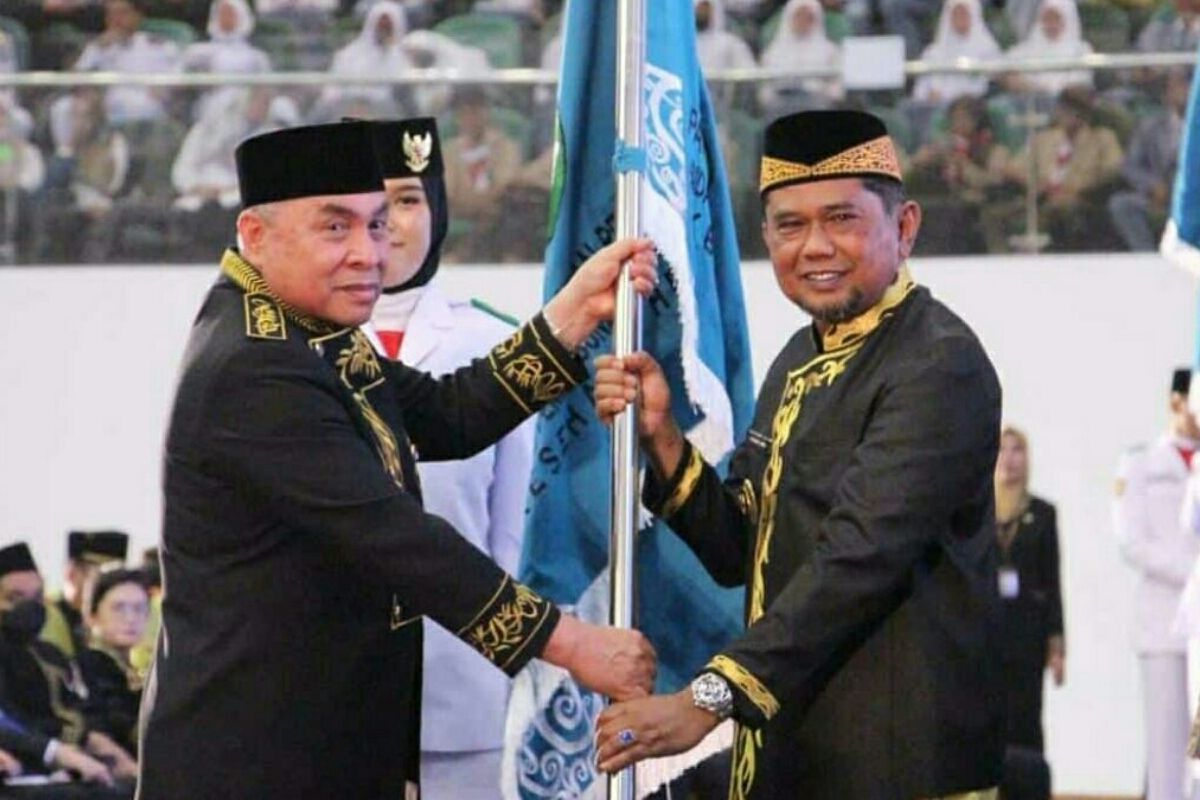Kabupaten PPU terima  Panji Keberhasilan Pembangunan Peternakan