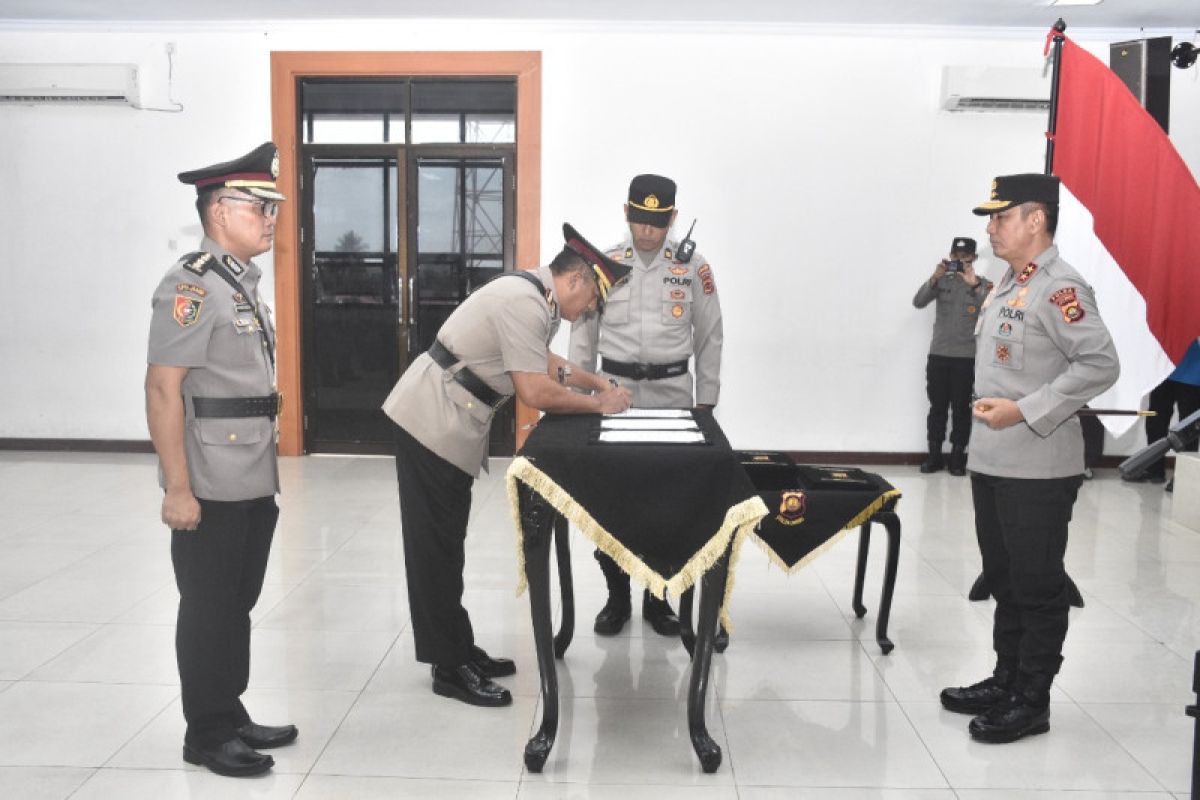 Kapolda Jambi pimpin sertijab PJU dan Kapolres di Polda Jambi