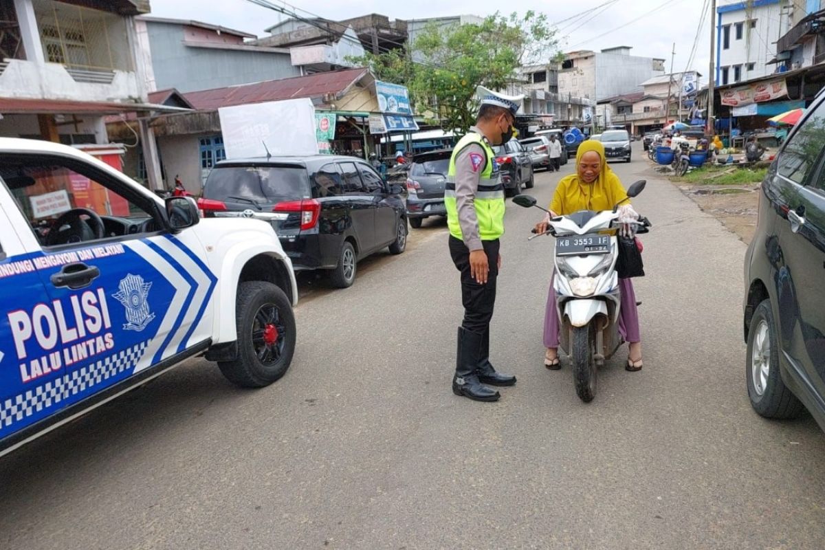 Polisi tempatkan personel di sejumlah titik rawan kecelakaan