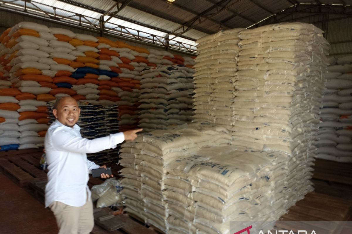 Stok beras di gudang Bulog Putussibau aman hingga empat bulan ke depan