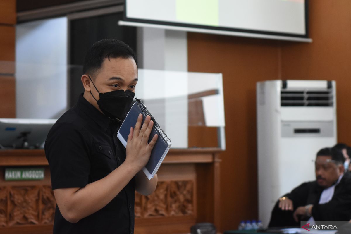 Ricky Rizal dituntut delapan tahun penjara dalam kasus pembunuhan berencana Brigadir J