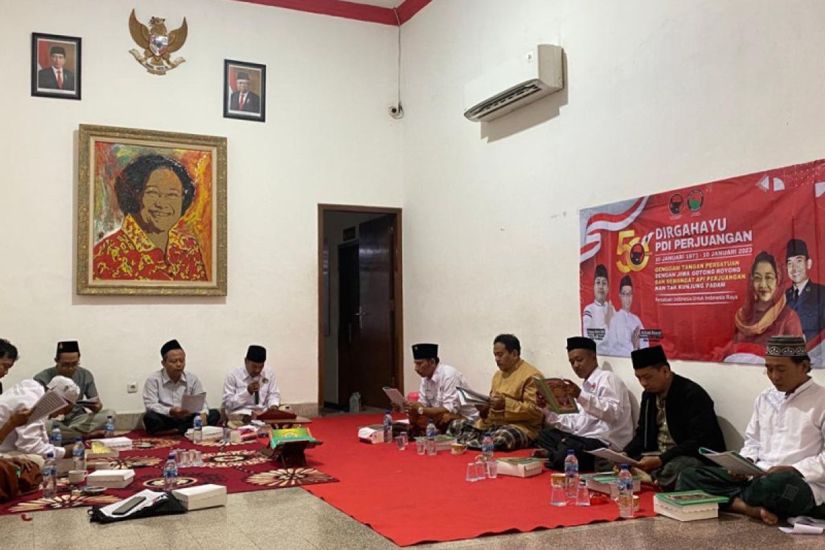 HUT ke-50 PDIP, Bamusi Surabaya Khotmil Quran dan doa bersama