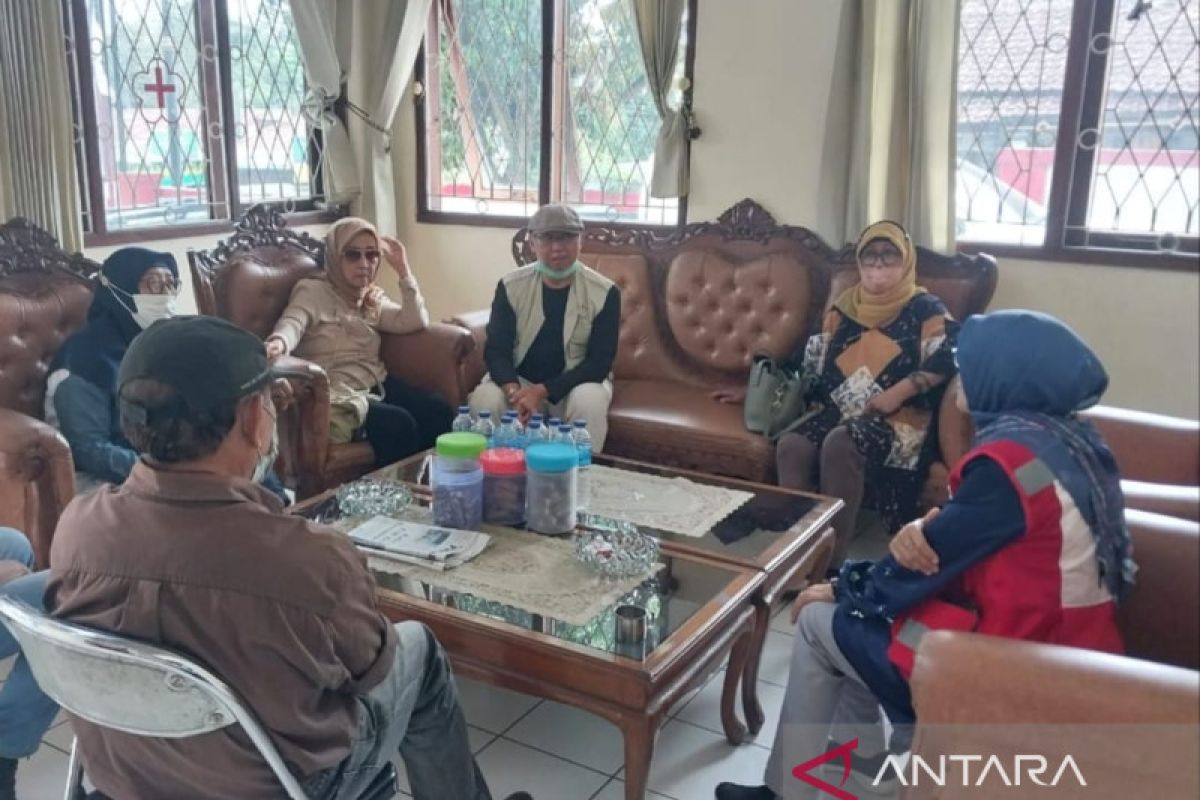 PP TVRI salurkan bantuan untuk korban gempa Cianjur