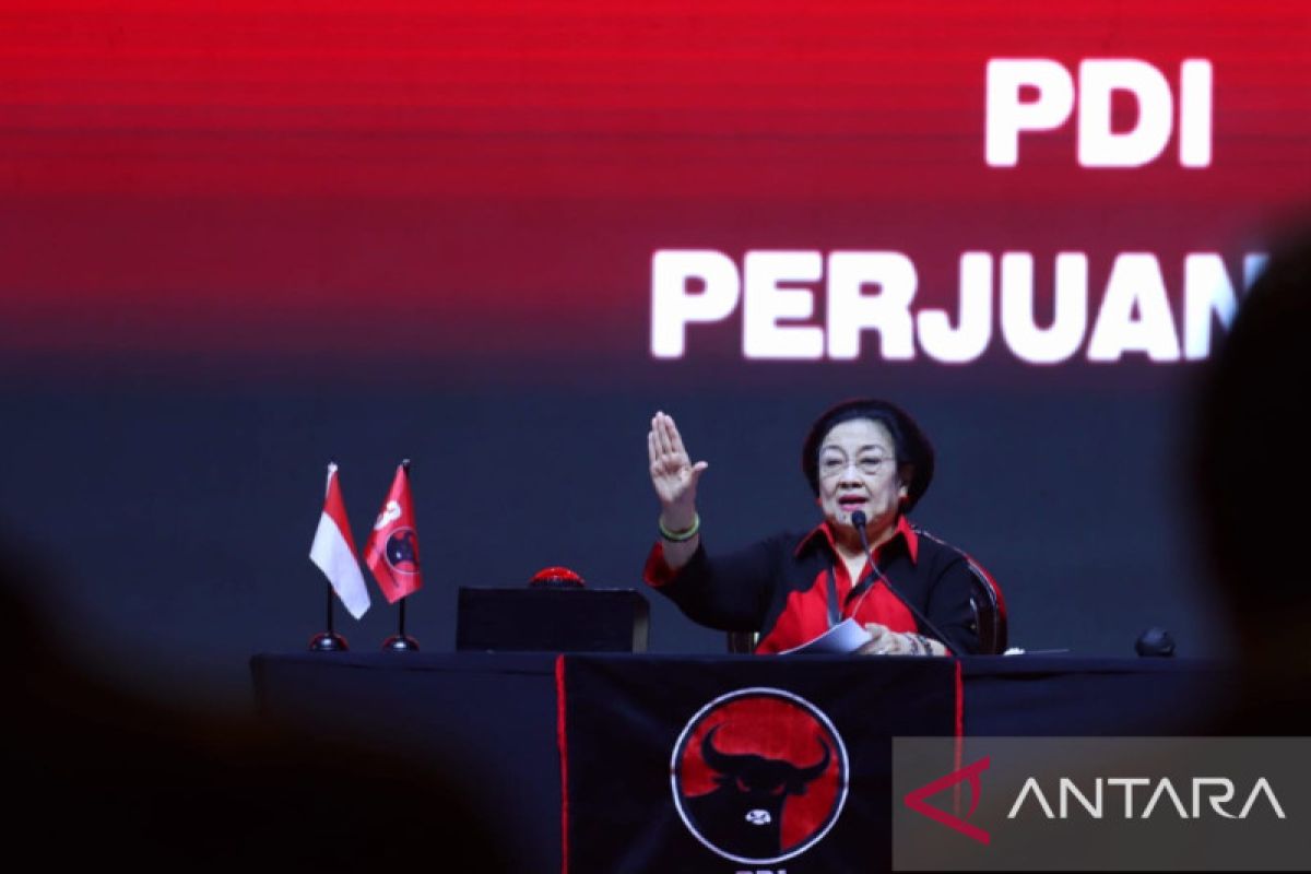 Megawati ingatkan kadernya untuk terus turun ke bawah