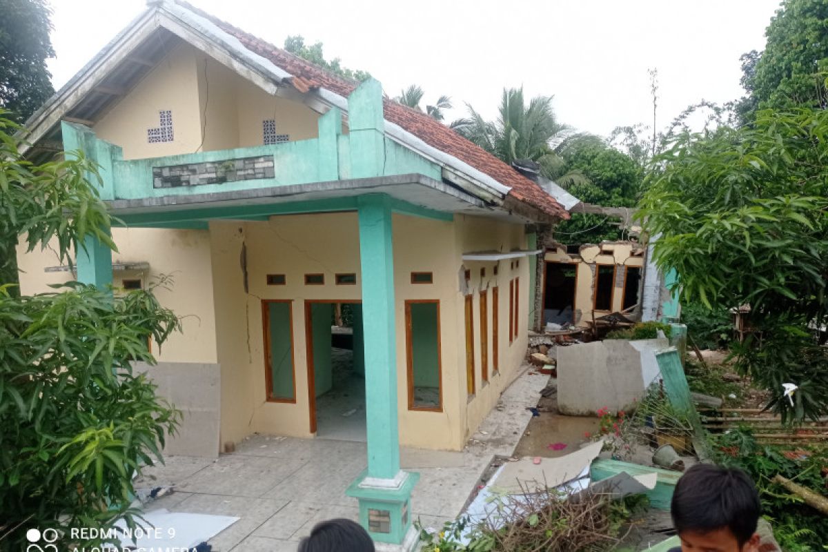 BPBD Kabupaten Lebak catat 16 rumah rusak akibat pergerakan tanah