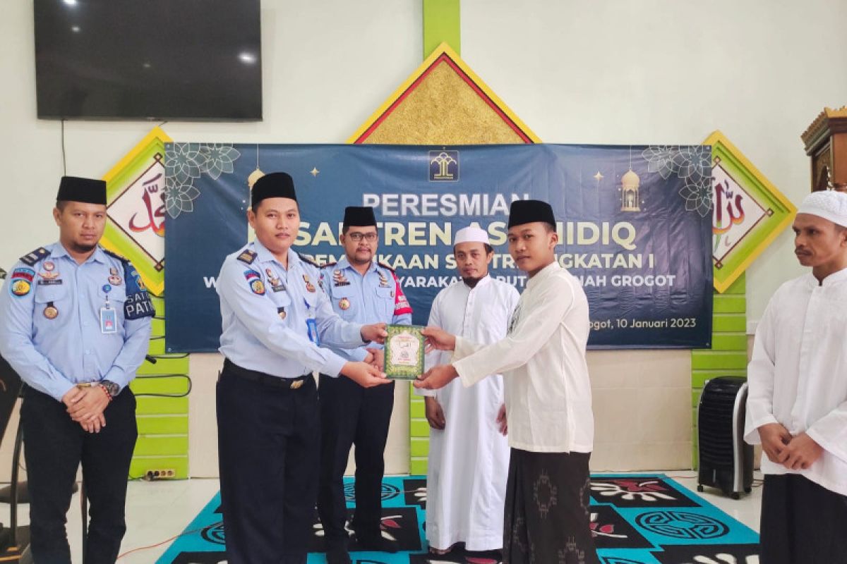 Kepala Rutan Tanah Grogot resmikan Pesantren As-Shiddiq