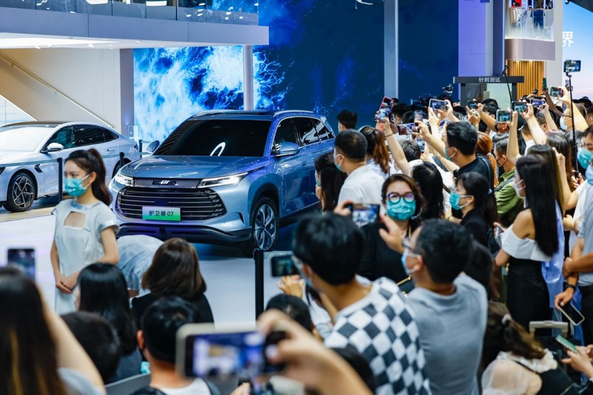 Penjualan mobil penumpang di China naik pada Desember 2022