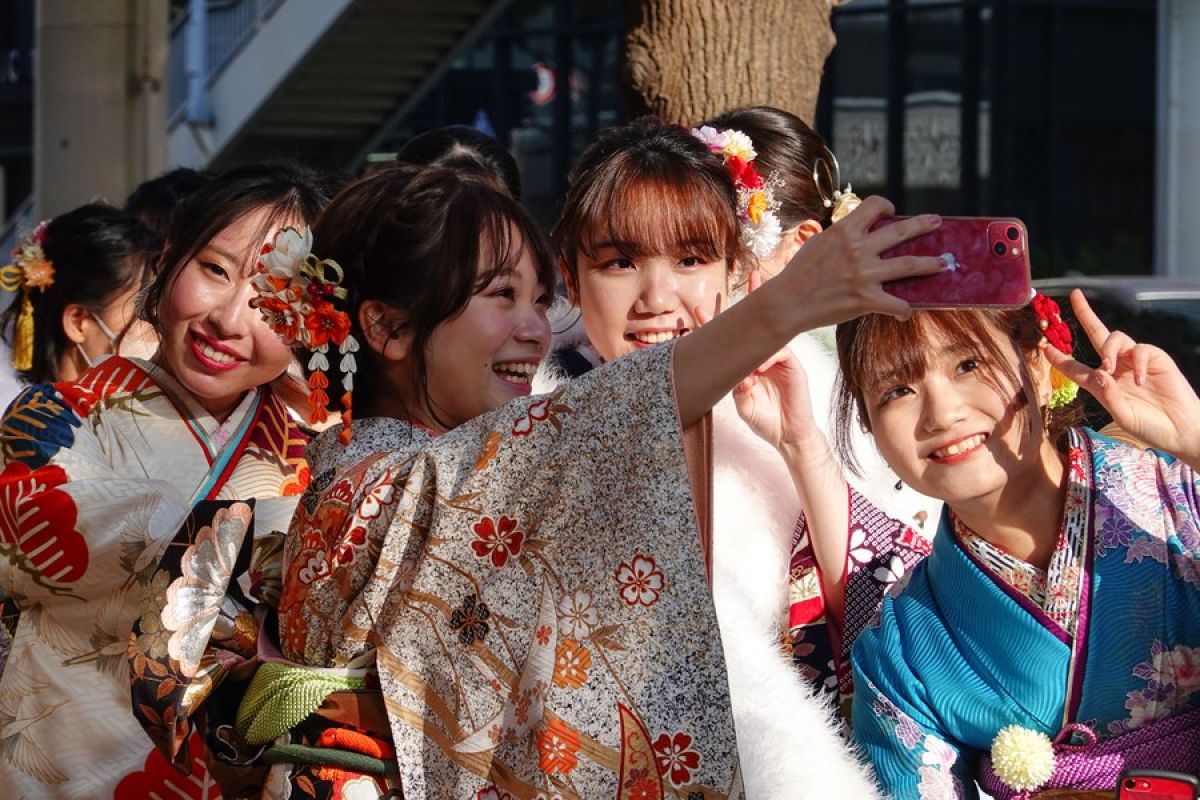 Album Asia: Kaum muda Jepang rayakan Hari Kedewasaan dengan berkimono