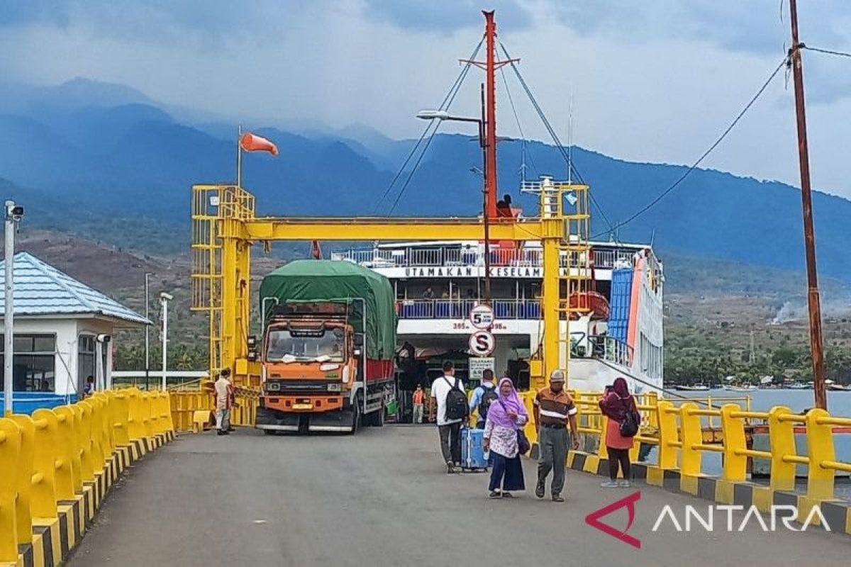 Kenaikan tarif penyeberangan Lombok-Sumbawa mulai 12 Januari pukul 00.00 WITA