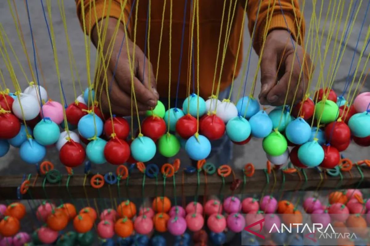 Disdik Banjarmasin larang permainan lato-lato di sekolah