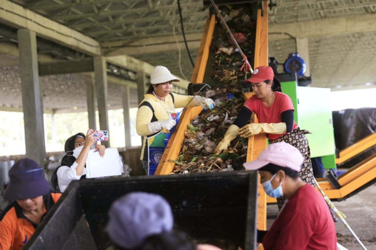 Menteri LHK; TOSS Center Klungkung efektif atasi masalah sampah
