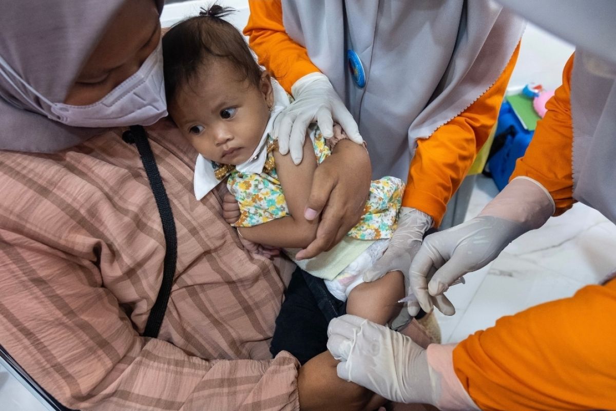 Kemenkes fokus imunisasi rutin anak di tengah pelandaian COVID-19